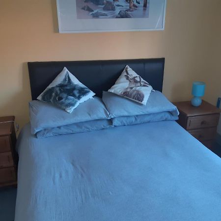 Apple Guest House Loughrea ภายนอก รูปภาพ