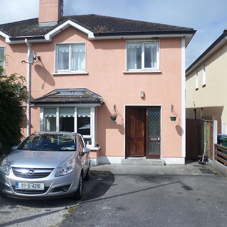 Apple Guest House Loughrea ภายนอก รูปภาพ