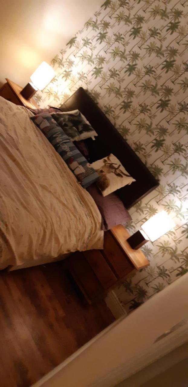 Apple Guest House Loughrea ภายนอก รูปภาพ